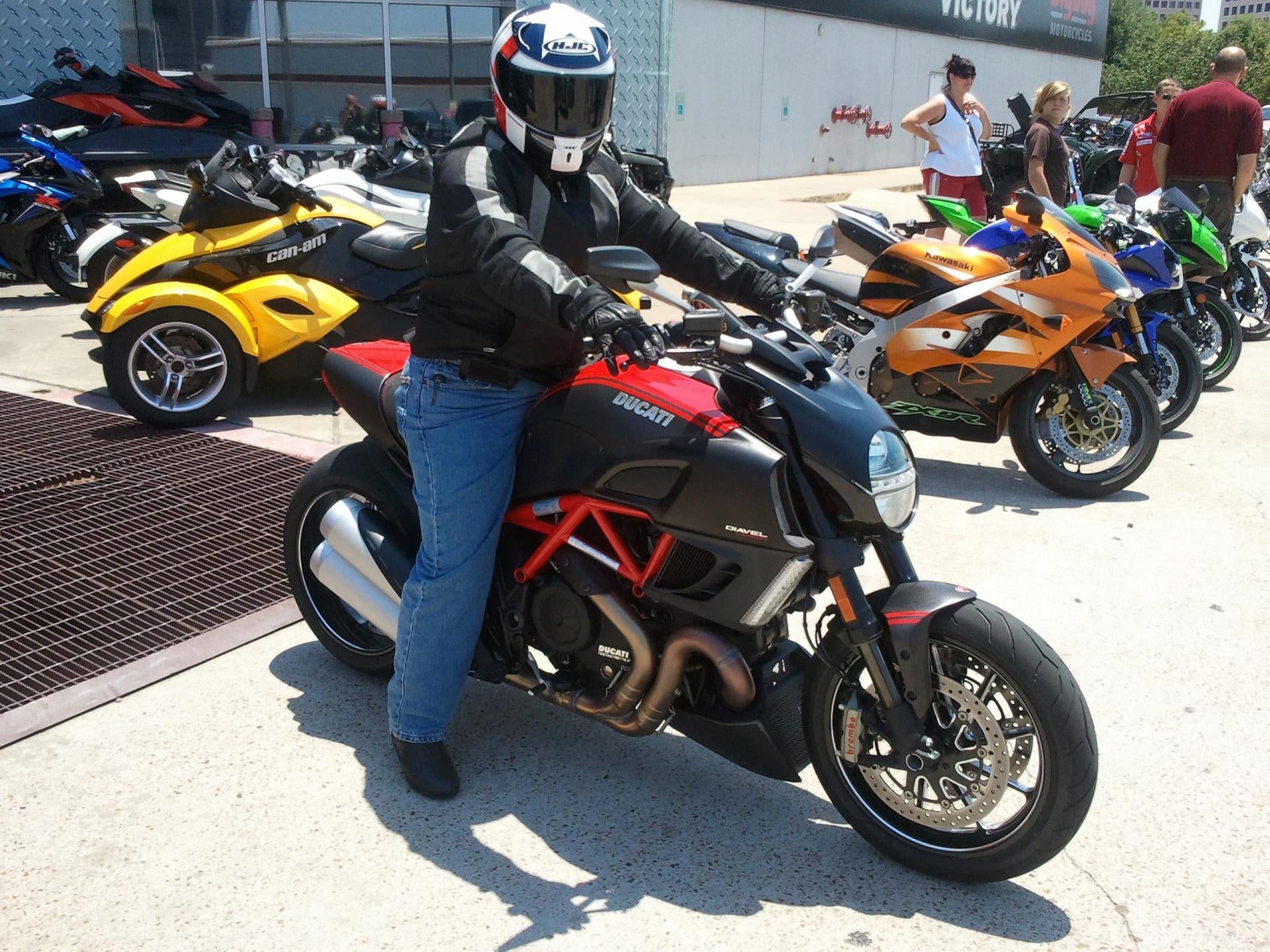 suzuki busa